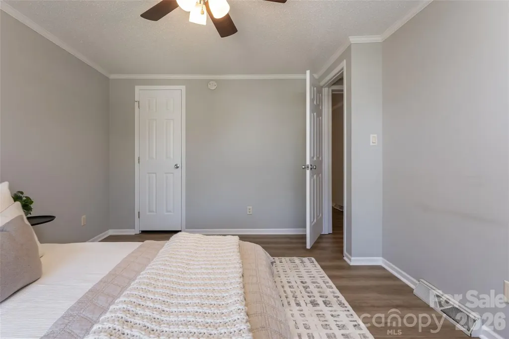 19 Sycamore Street Asheville NC 28804
