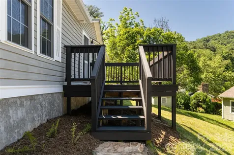 19 Sycamore Street Asheville NC 28804