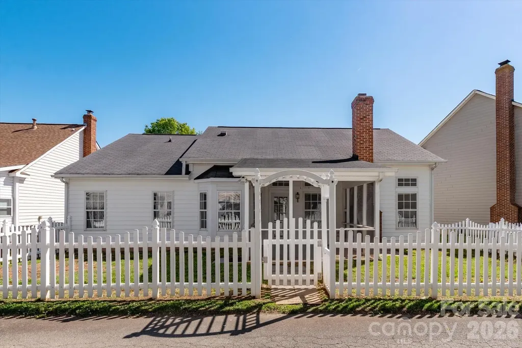 5304 Fennell Street Indian Trail NC 28079