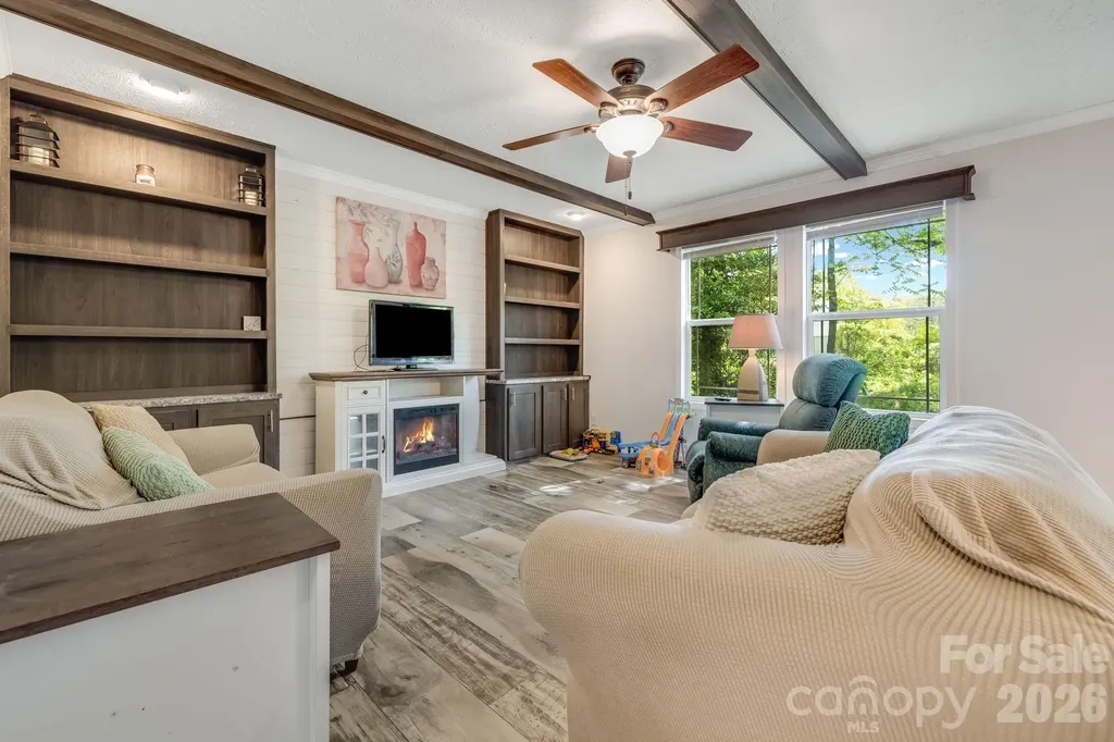 118 Bartram Way Black Mountain NC 28711