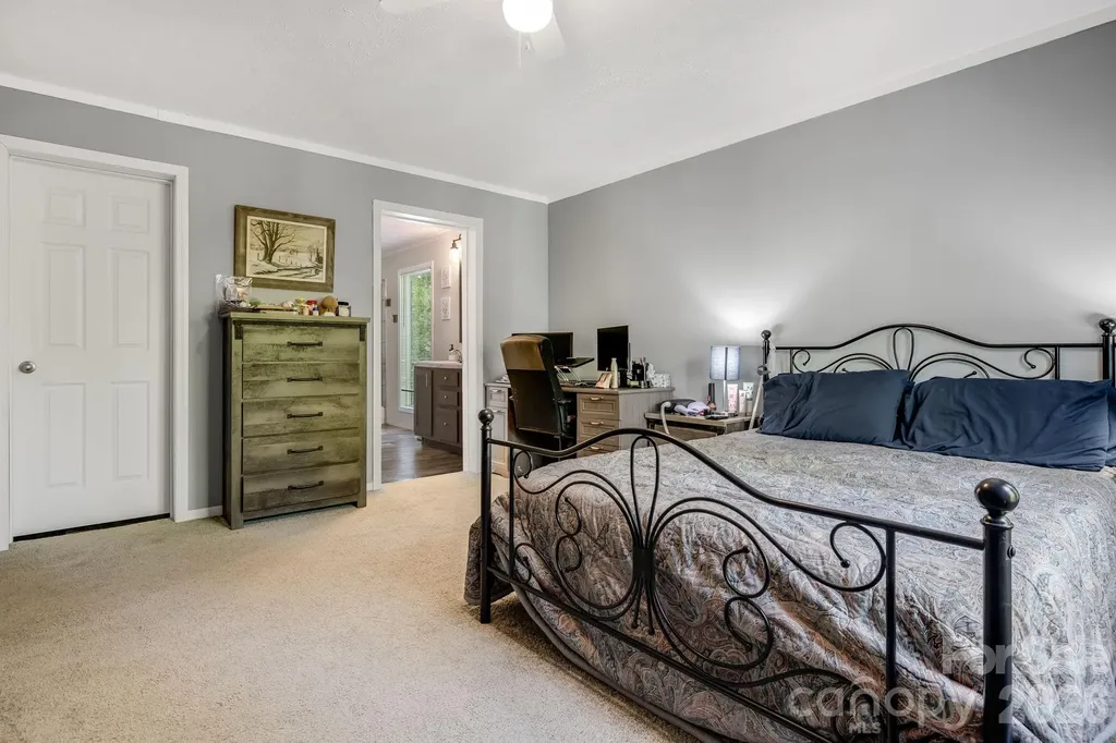 118 Bartram Way Black Mountain NC 28711
