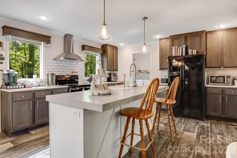 118 Bartram Way Black Mountain NC 28711