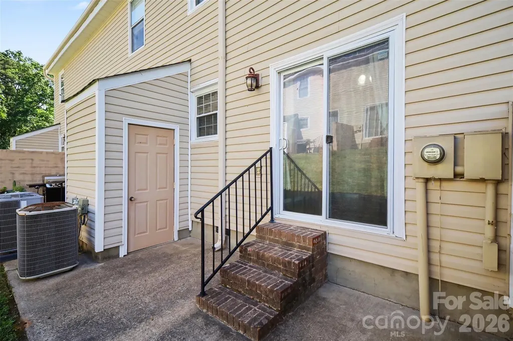 973 Surry Lane Gastonia NC 28054