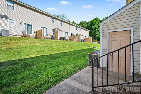 973 Surry Lane Gastonia NC 28054