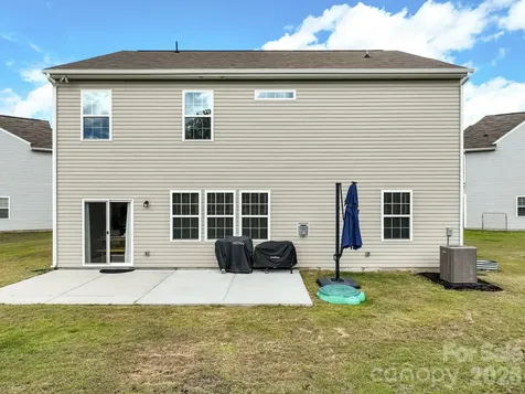 1174 Narrowmouth Court Lancaster SC 29720