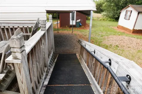 318 Tuckers Grove Road Statesville NC 28625