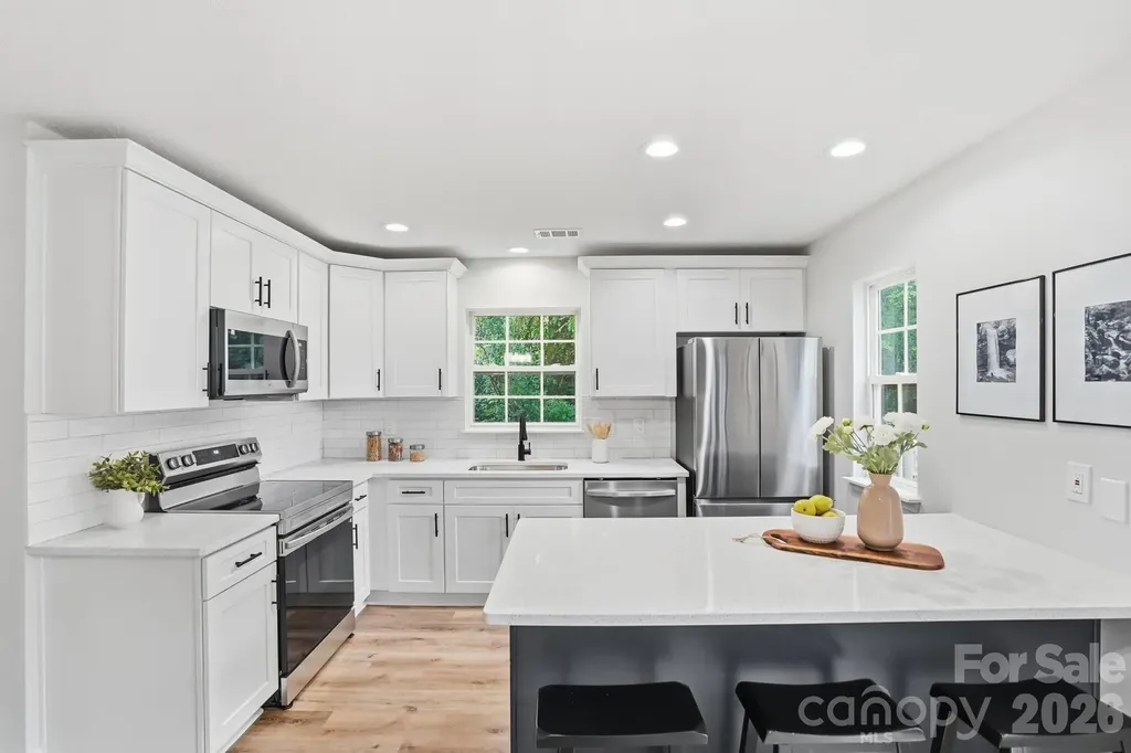 7621 Petrea Lane Charlotte NC 28227