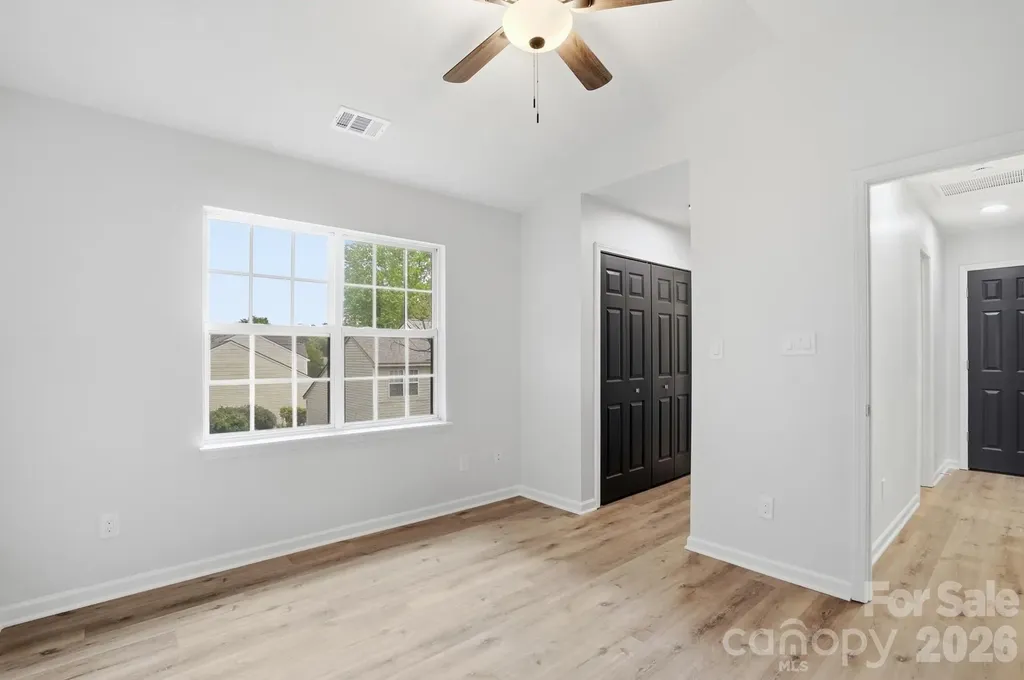 7621 Petrea Lane Charlotte NC 28227