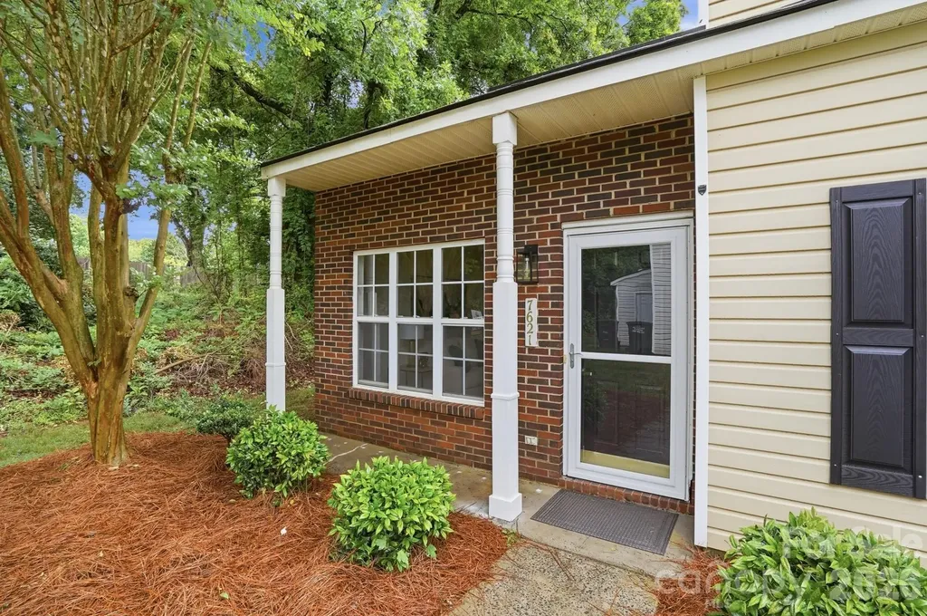 7621 Petrea Lane Charlotte NC 28227
