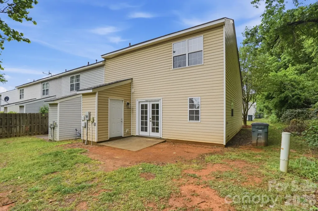 7621 Petrea Lane Charlotte NC 28227