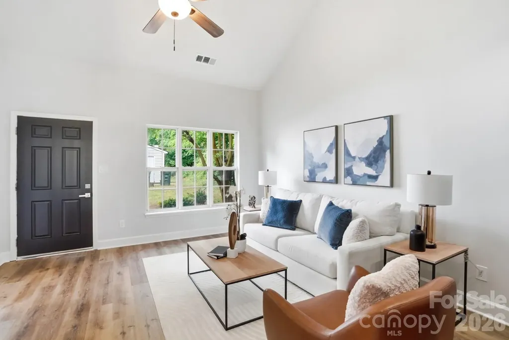 7621 Petrea Lane Charlotte NC 28227