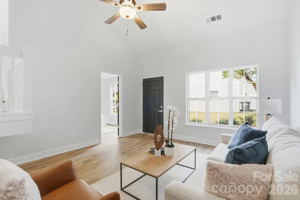 7621 Petrea Lane Charlotte NC 28227
