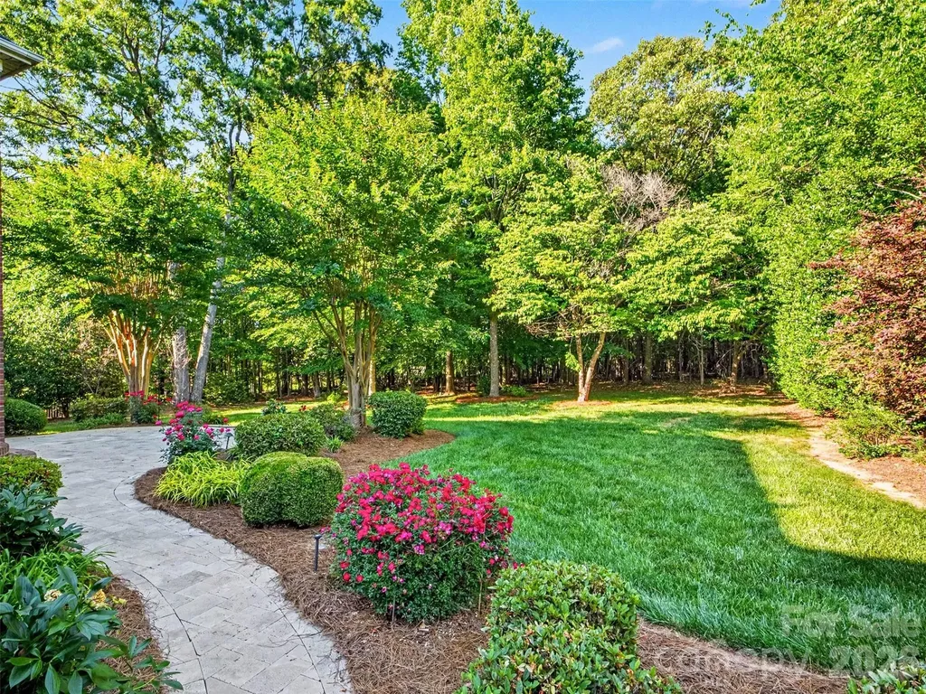 1311 Dobson Drive Waxhaw NC 28173