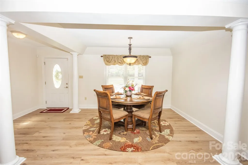 183 Devon Lane Statesville NC 28625