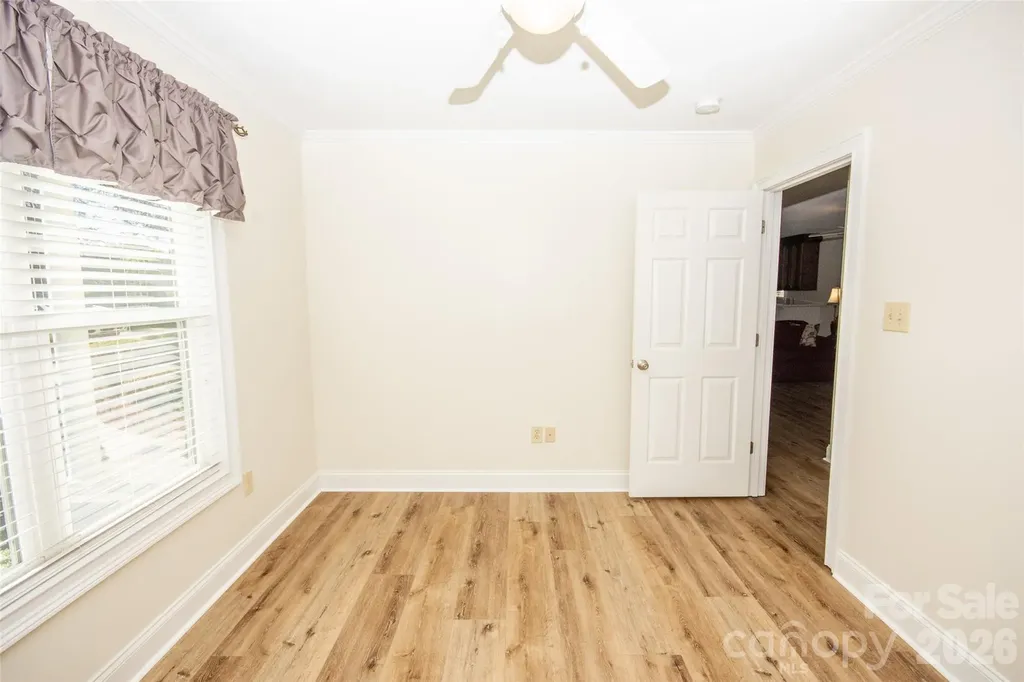183 Devon Lane Statesville NC 28625