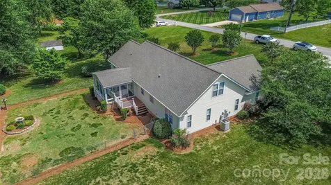 183 Devon Lane Statesville NC 28625