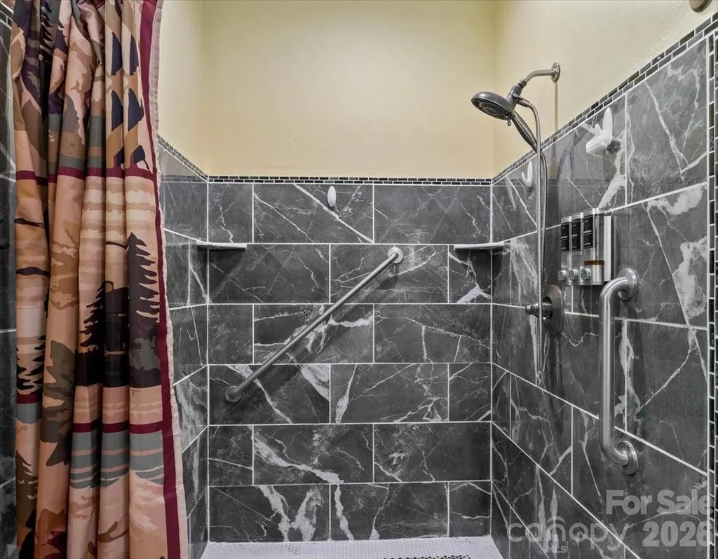 183 Mayfly Court Spruce Pine NC 28777