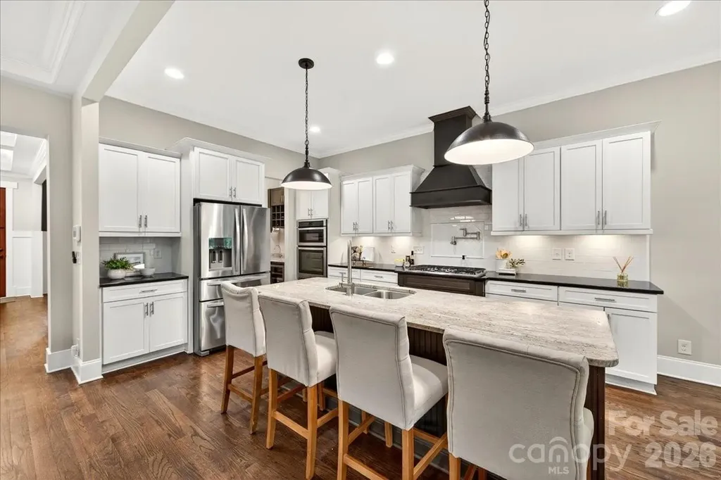 1624 Brook Road Charlotte NC 28205