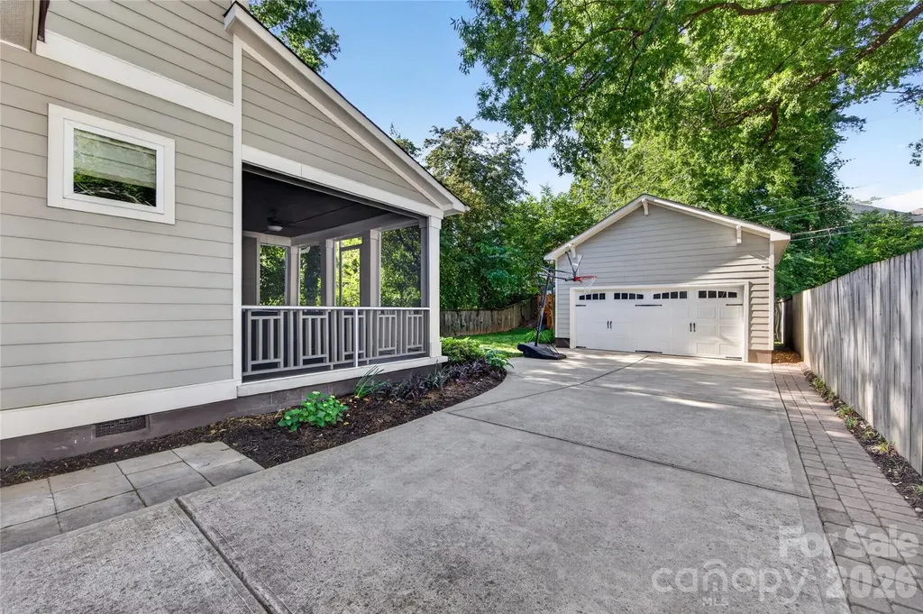 1624 Brook Road Charlotte NC 28205