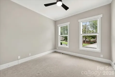 1624 Brook Road Charlotte NC 28205