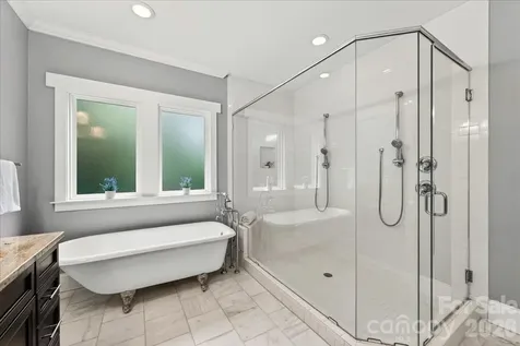 1624 Brook Road Charlotte NC 28205