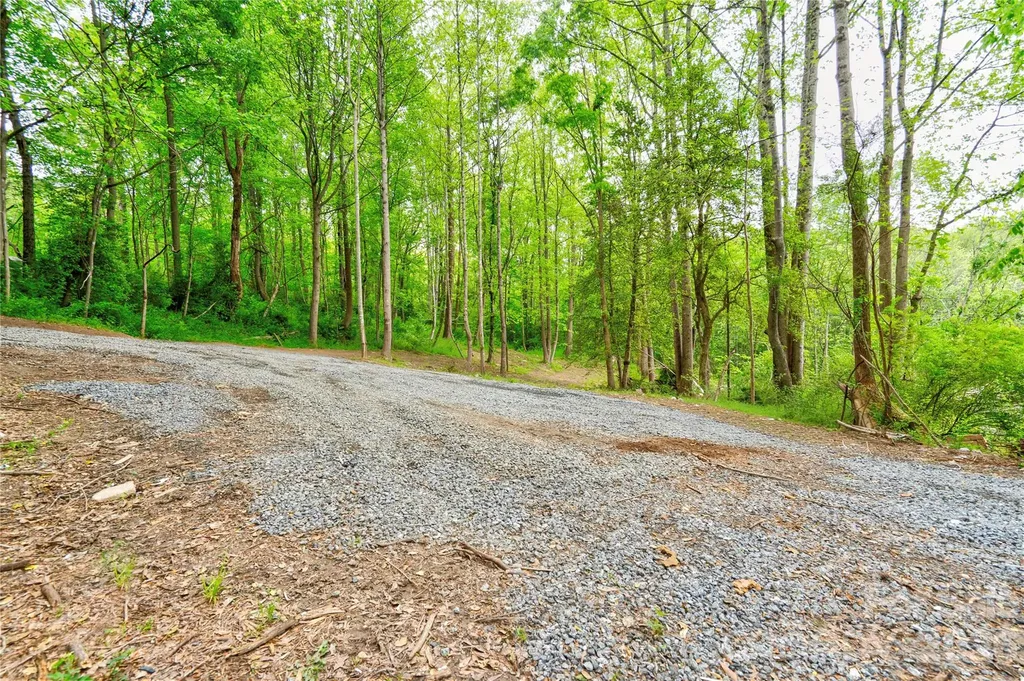 141 Knob Creek Drive Lawndale NC 28090