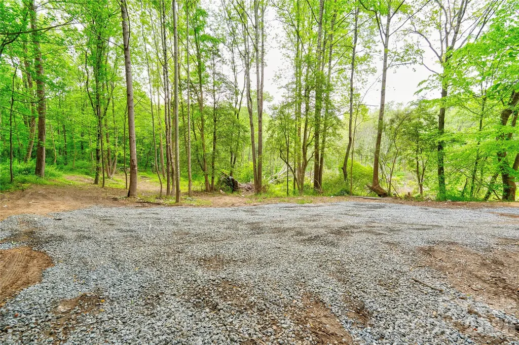 141 Knob Creek Drive Lawndale NC 28090