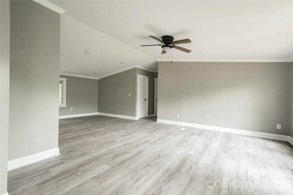 141 Knob Creek Drive Lawndale NC 28090