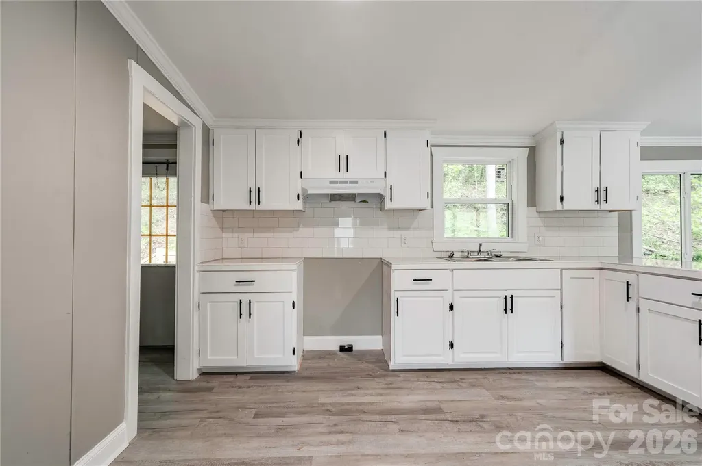 141 Knob Creek Drive Lawndale NC 28090
