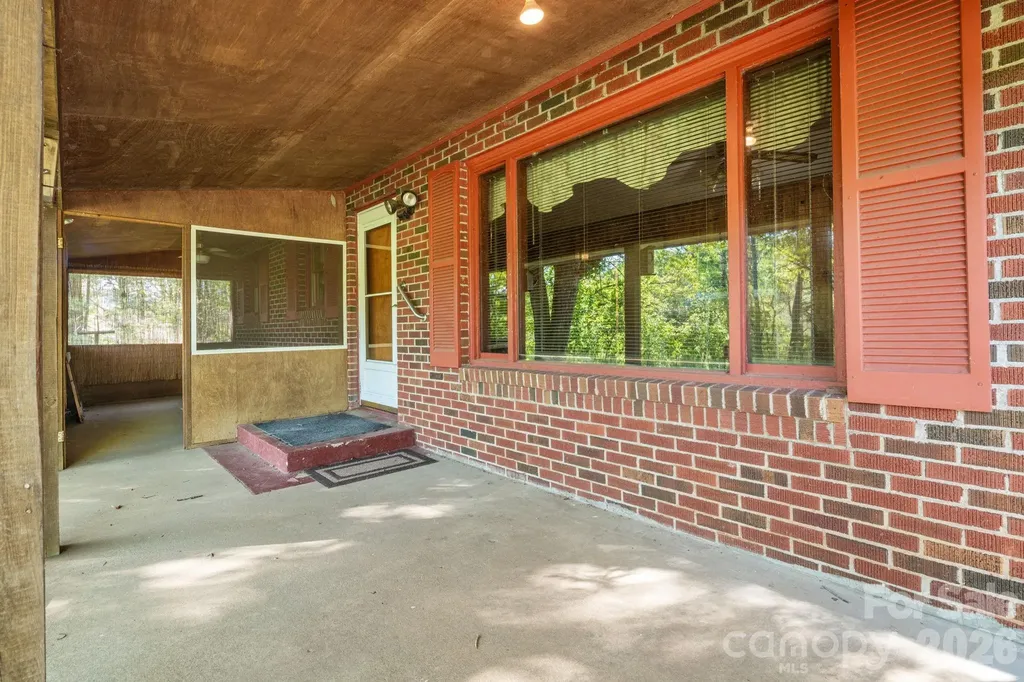 435 Upper Glady Fork Road Candler NC 28715