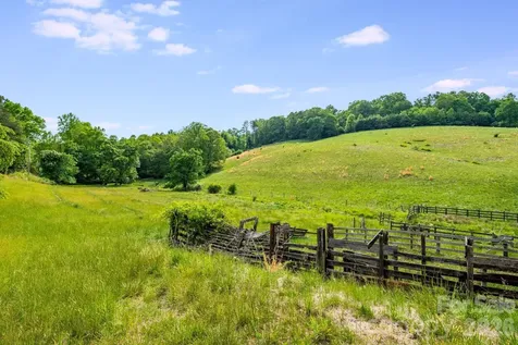 435 Upper Glady Fork Road Candler NC 28715