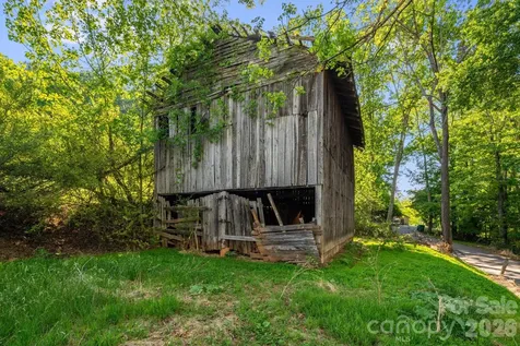 435 Upper Glady Fork Road Candler NC 28715