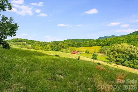 435 Upper Glady Fork Road Candler NC 28715
