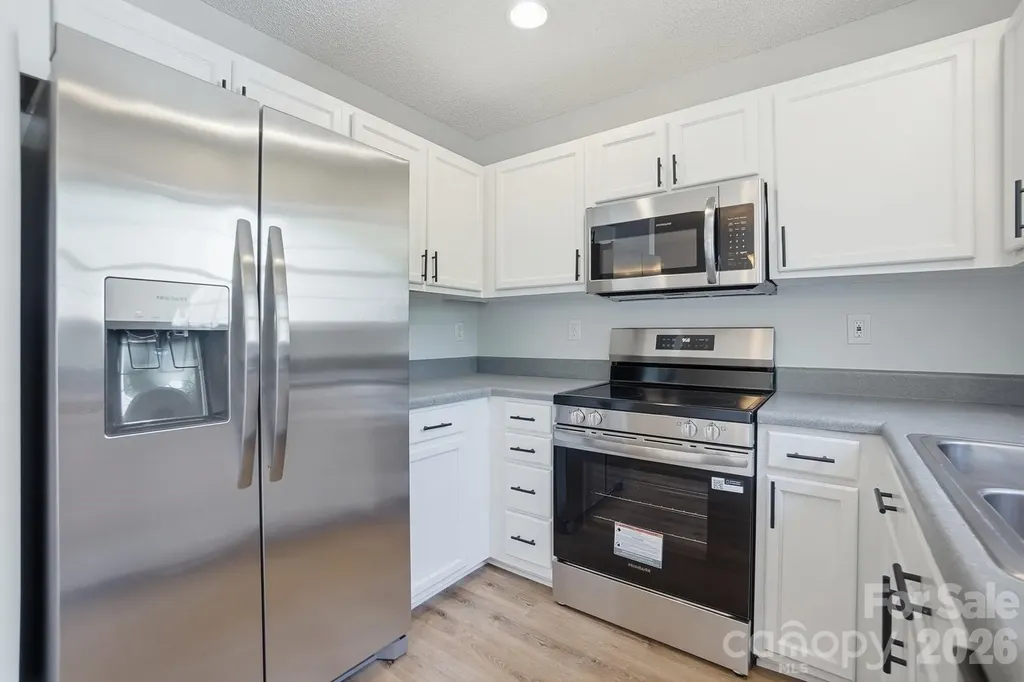 10584 English Setter Way Charlotte NC 28269
