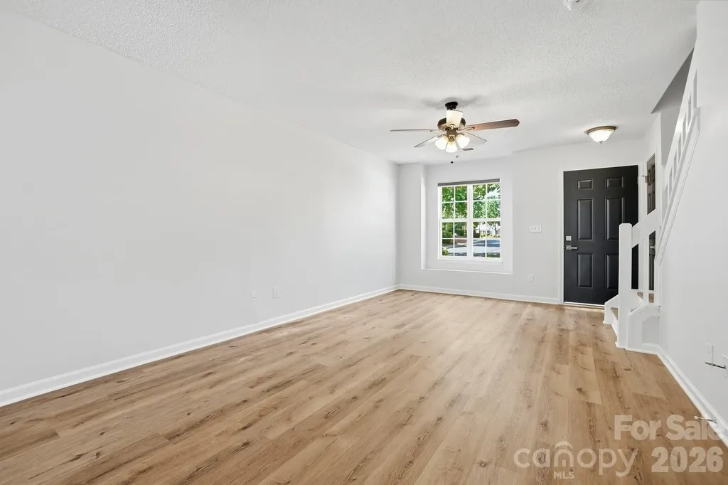10584 English Setter Way Charlotte NC 28269