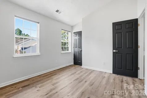 10584 English Setter Way Charlotte NC 28269