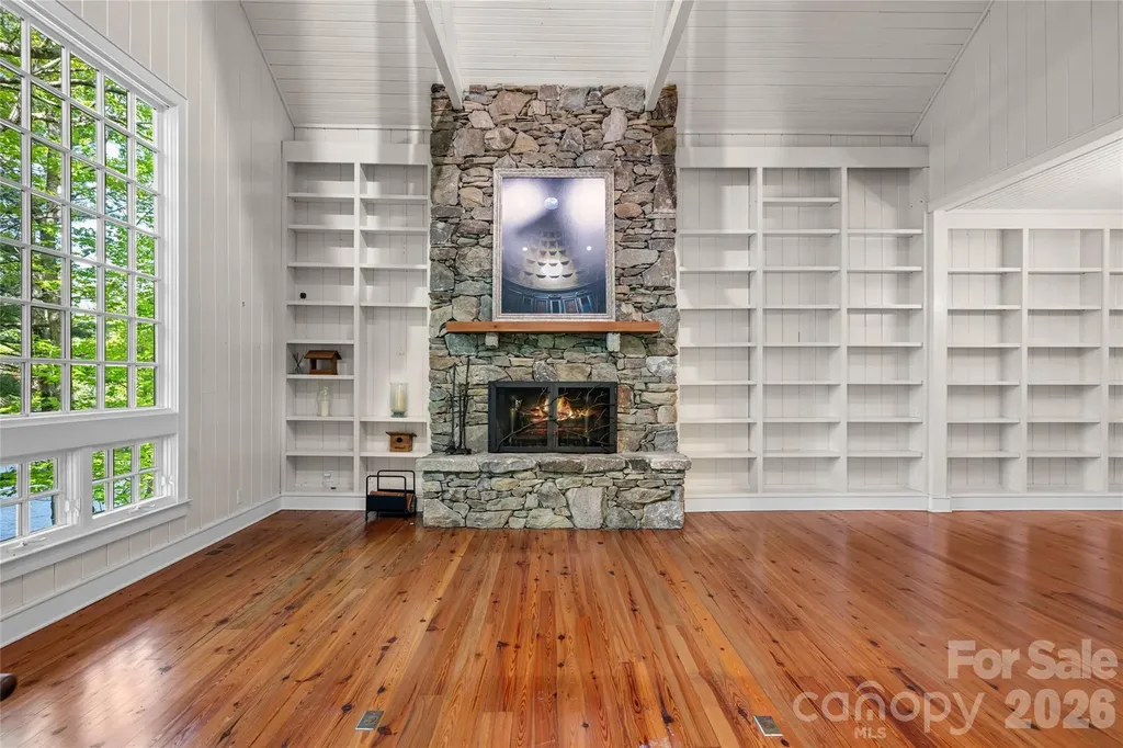 1957 Cold Mountain Road Lake Toxaway NC 28747