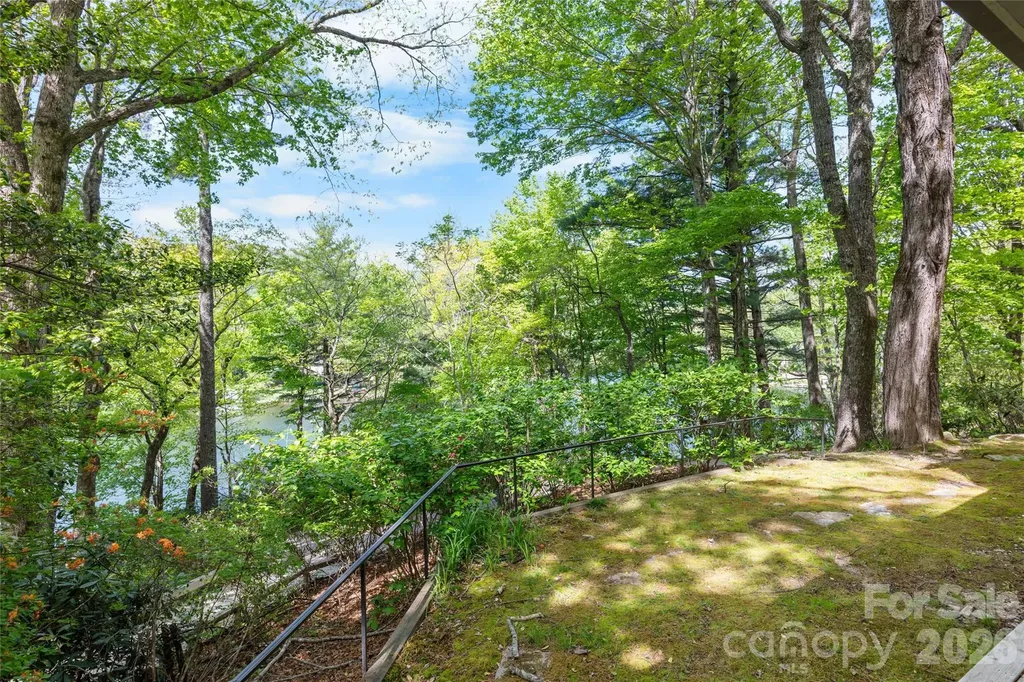 1957 Cold Mountain Road Lake Toxaway NC 28747