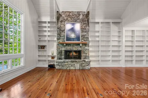 1957 Cold Mountain Road Lake Toxaway NC 28747