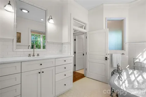 1957 Cold Mountain Road Lake Toxaway NC 28747