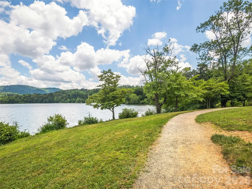 7 Glen Falls Road Asheville NC 28804