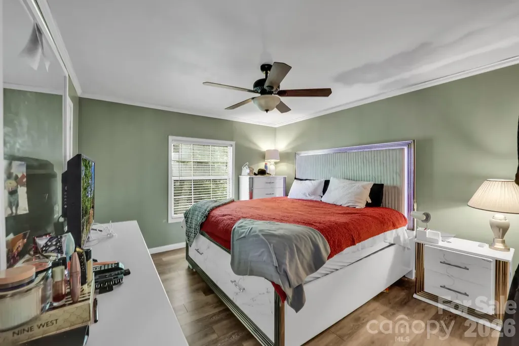 30 Little Rock Road Newland NC 28657