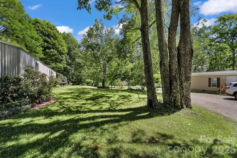 30 Little Rock Road Newland NC 28657