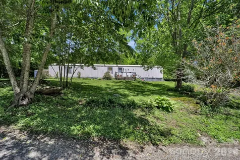 30 Little Rock Road Newland NC 28657