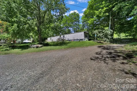30 Little Rock Road Newland NC 28657
