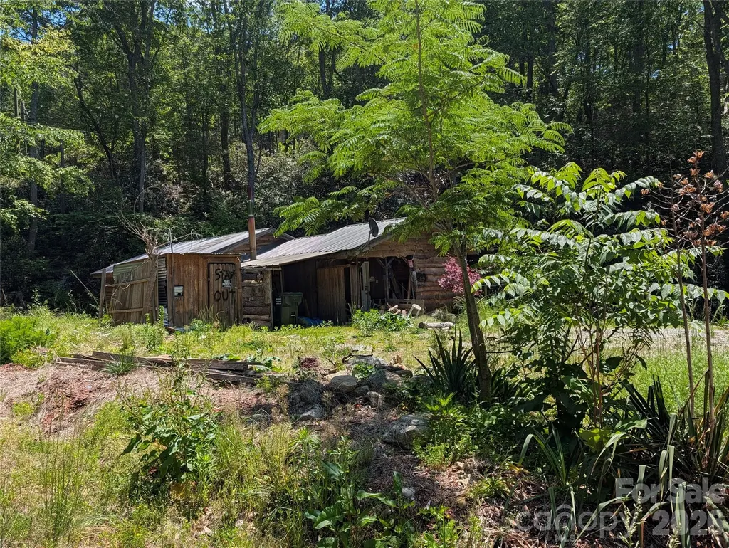 1034 Kyles Creek Road Hendersonville NC 28792