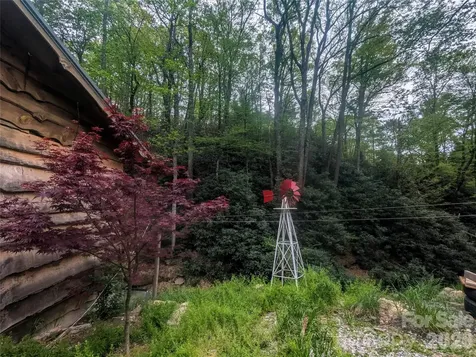 1034 Kyles Creek Road Hendersonville NC 28792