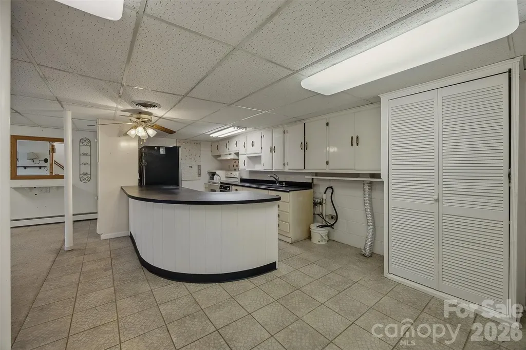 2174 Chester Avenue Morganton NC 28655