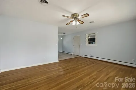 2174 Chester Avenue Morganton NC 28655