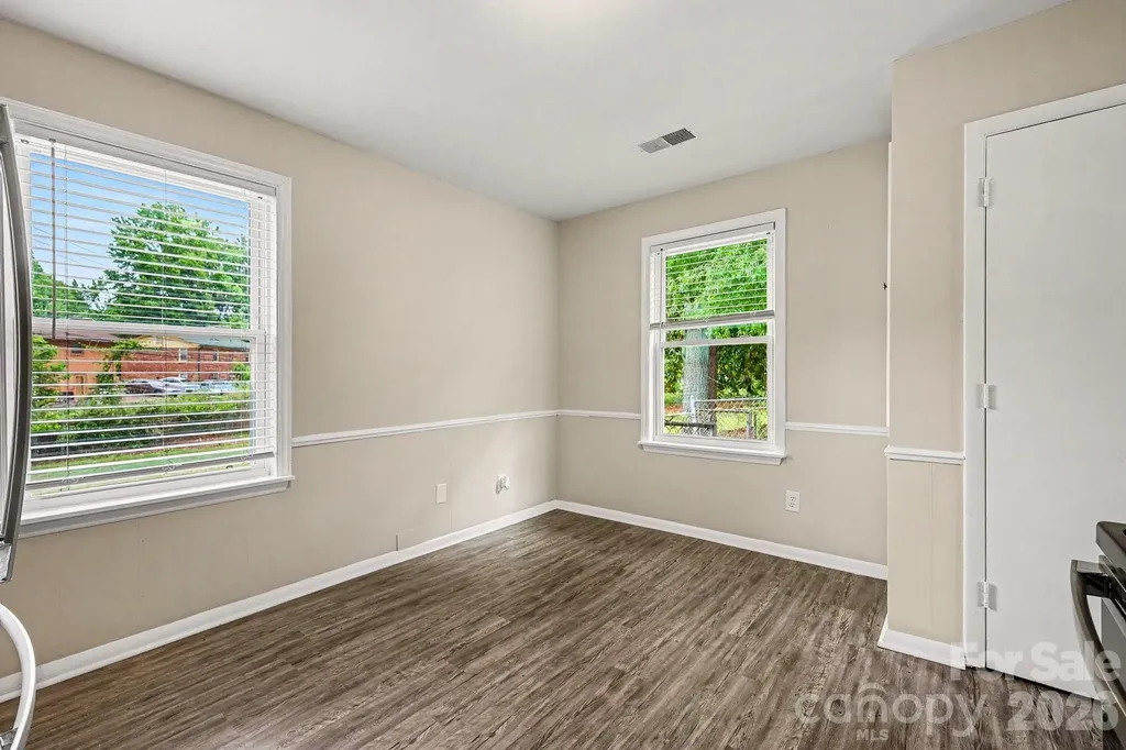 603 Dobson Drive Charlotte NC 28213